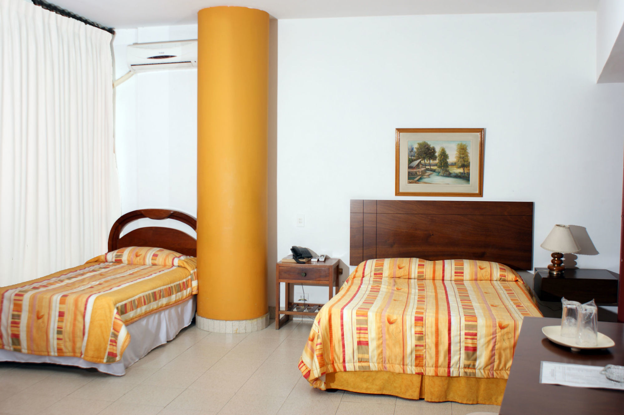 Hotel Royal Plaza קאלי מראה חיצוני תמונה