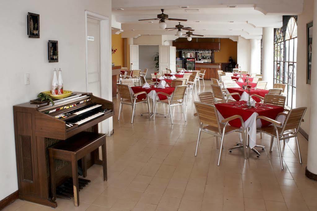 Hotel Royal Plaza קאלי מראה חיצוני תמונה